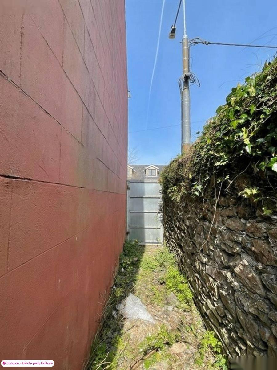 Semi-detached house for Sale in Frenchpark, Roscommon