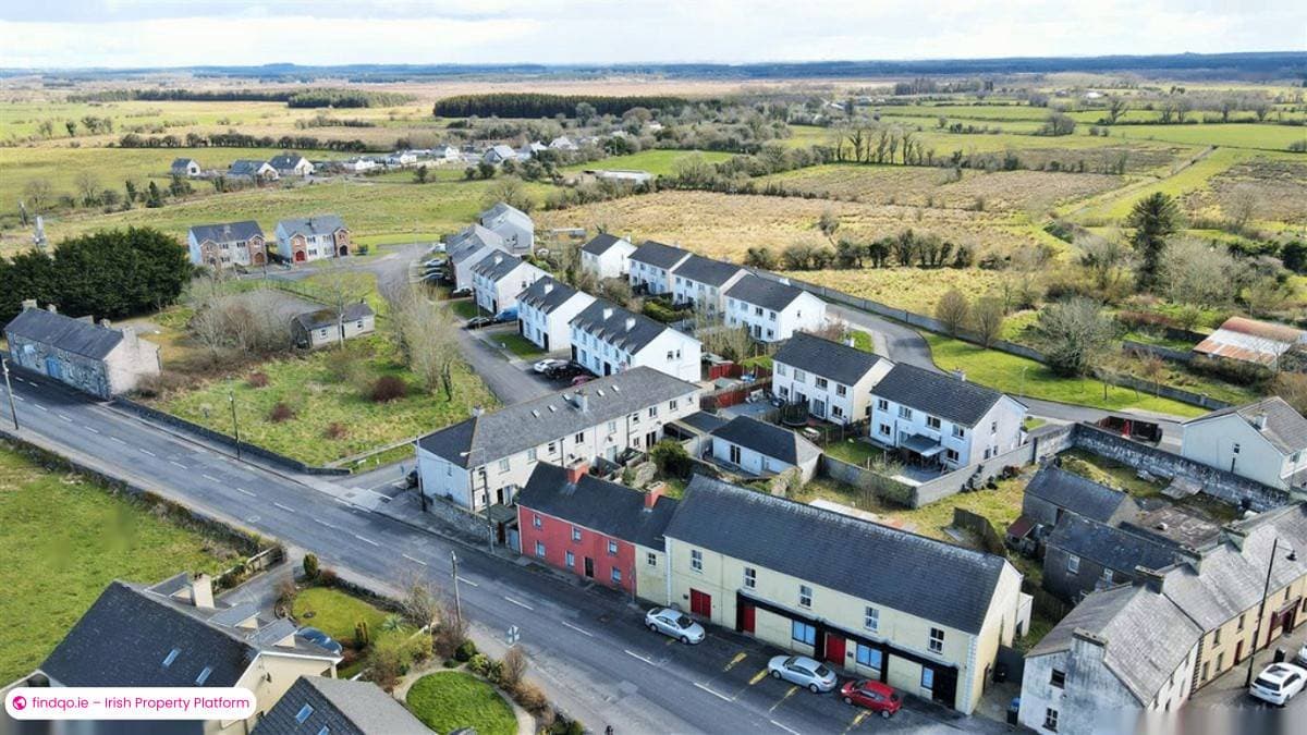 Semi-detached house for Sale in Frenchpark, Roscommon