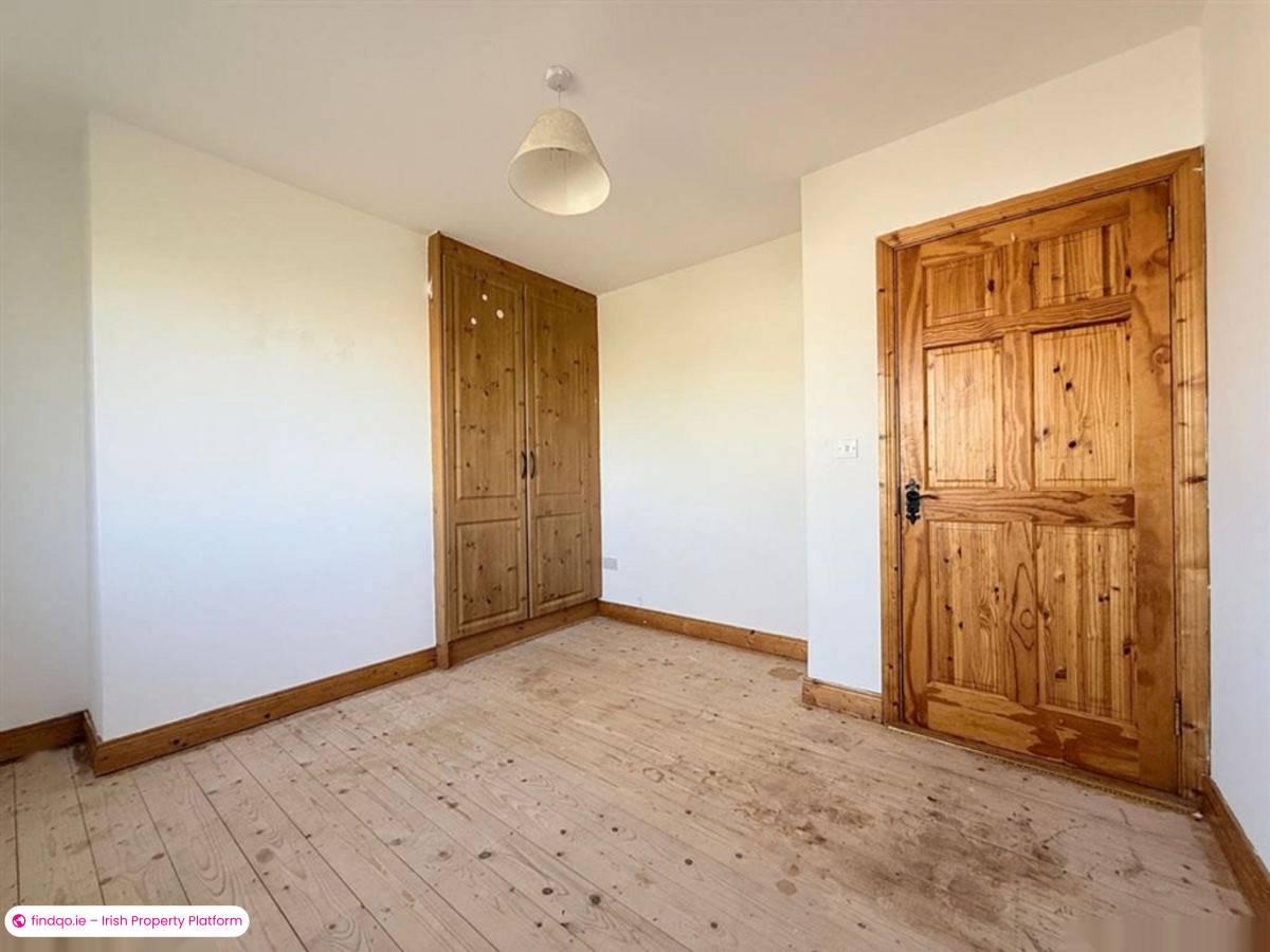 Semi-detached house for Sale in Ballaghaderreen, Roscommon