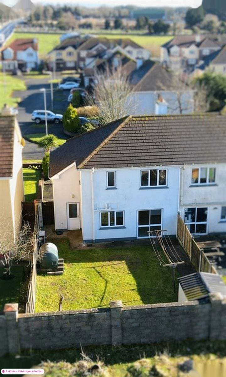 Semi-detached house for Sale in Ballaghaderreen, Roscommon