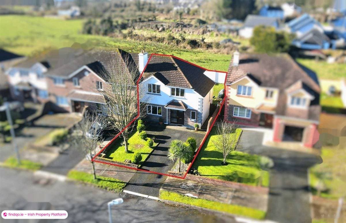 Semi-detached house for Sale in Ballaghaderreen, Roscommon