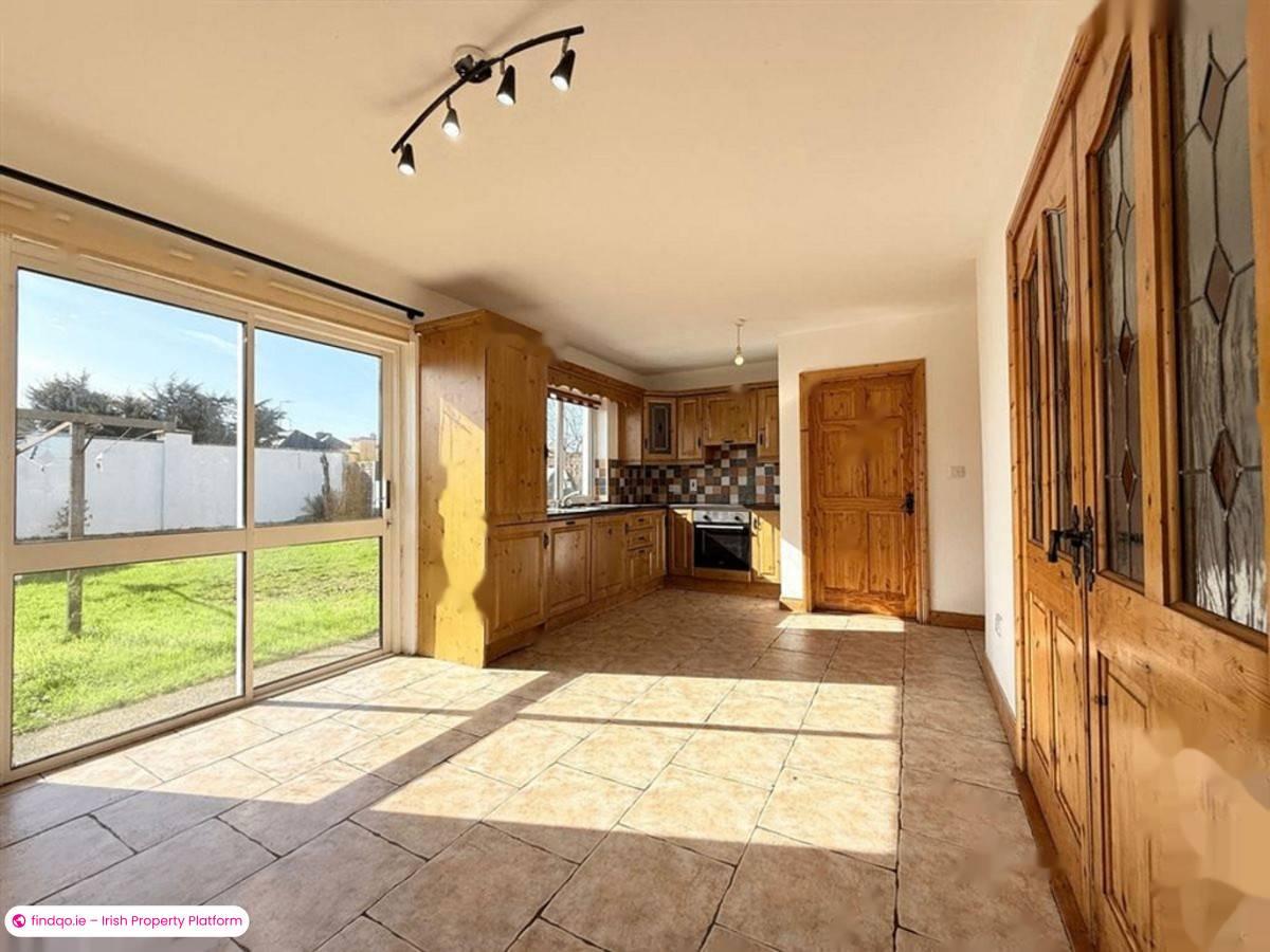 Semi-detached house for Sale in Ballaghaderreen, Roscommon