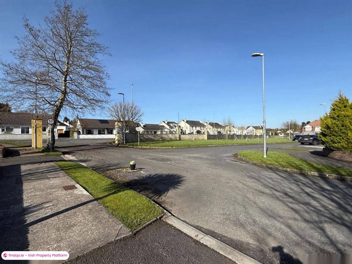 Semi-detached house for Sale in Ballaghaderreen, Roscommon