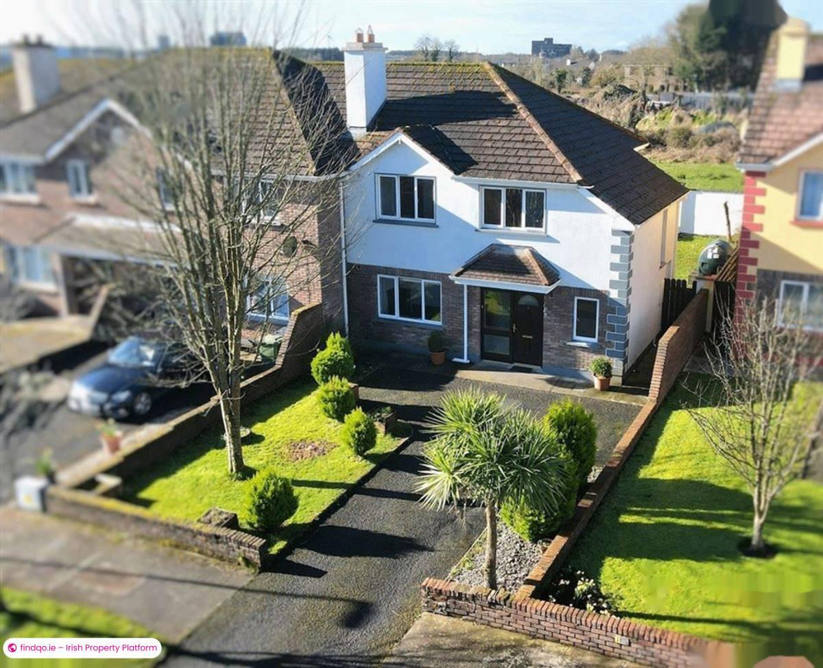 Semi-detached house for Sale in Ballaghaderreen, Roscommon