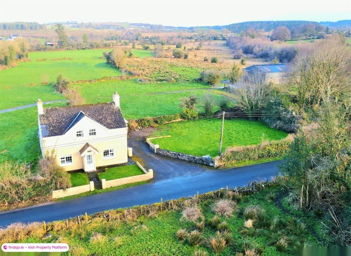 Detached house for Sale in Ballaghaderreen, Roscommon