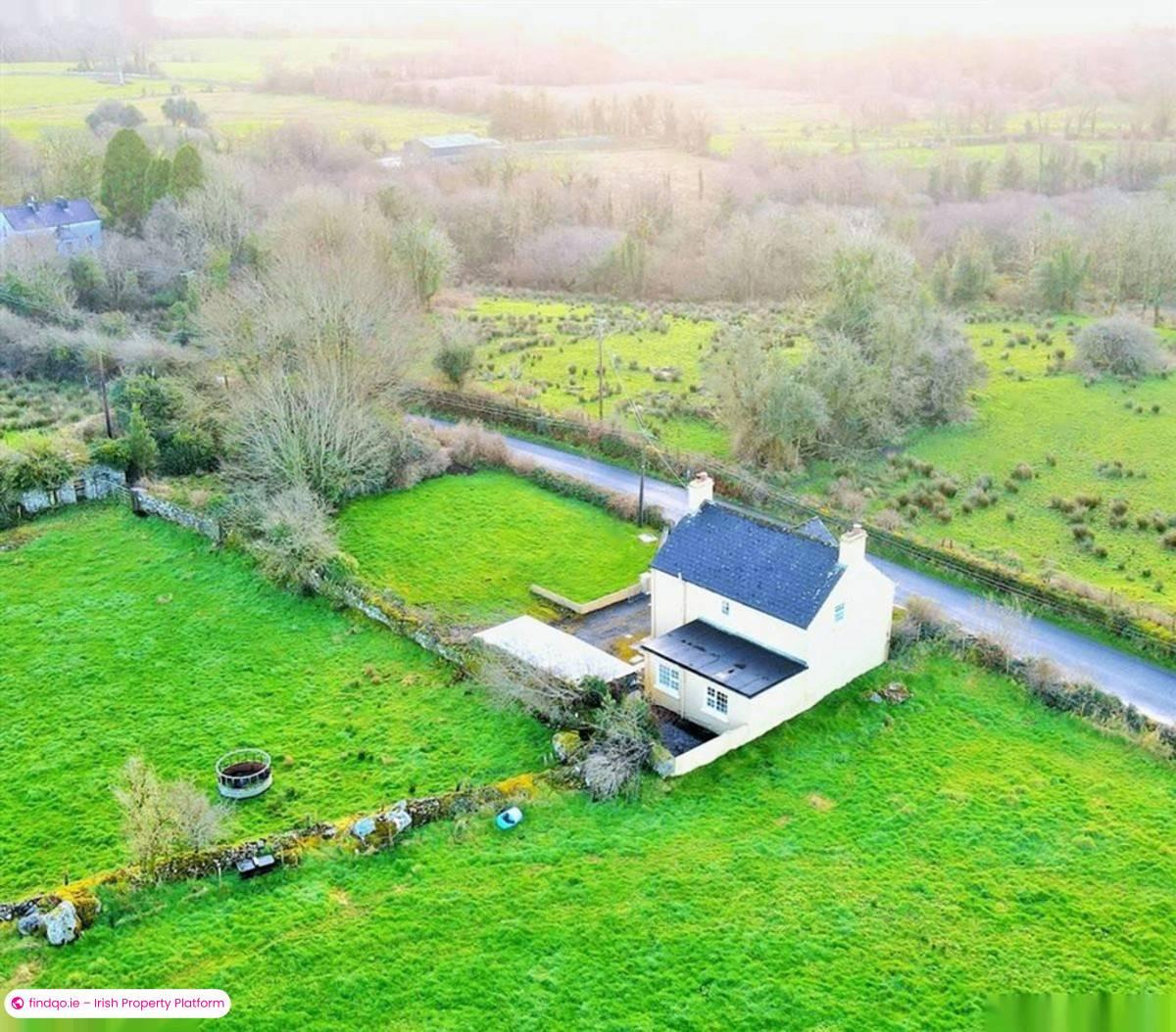 Detached house for Sale in Ballaghaderreen, Roscommon