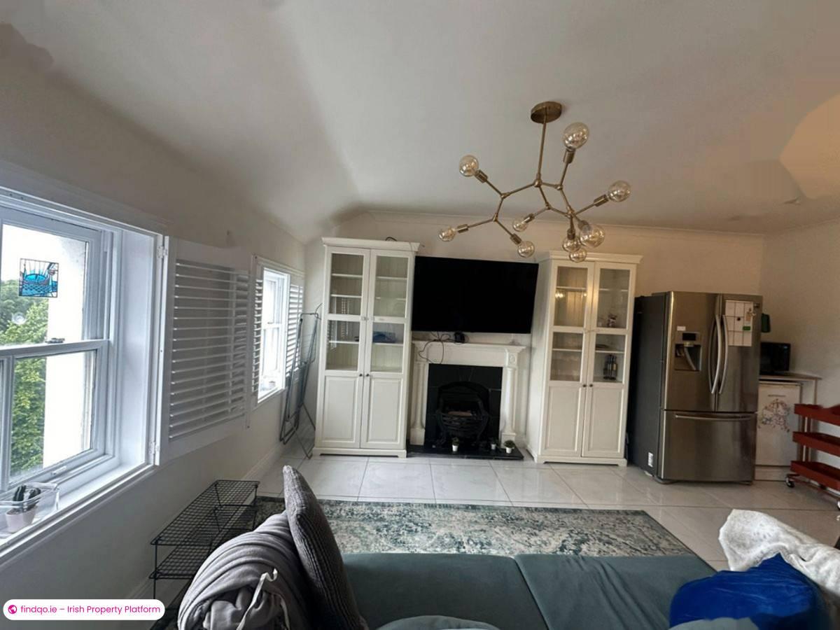 2 Bedroom Apartment for Rent in Mountjoy Square, Dublin 1