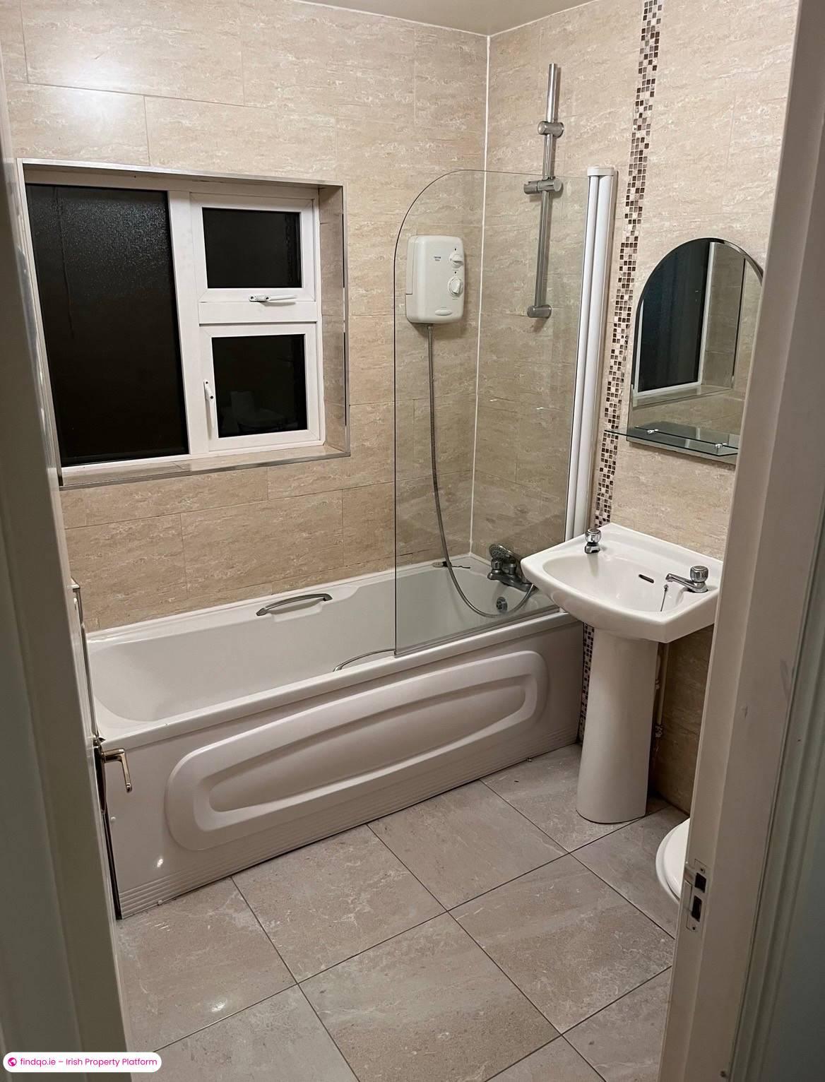 3 Bedroom House for Rent in Carrigaline, Cork