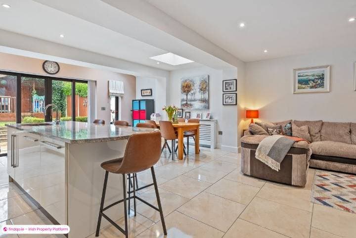 Semi-detached house for Sale in Riverstown, Cork