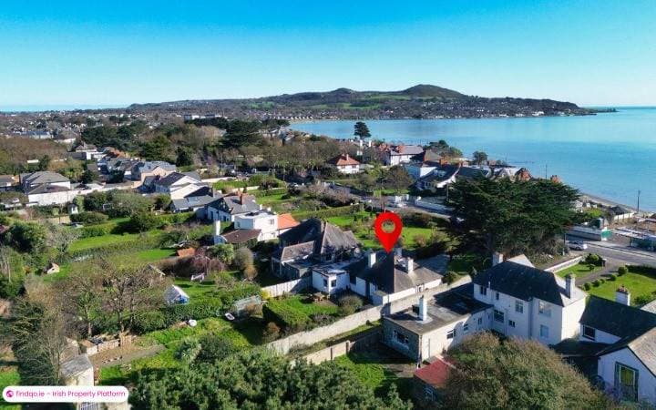 Detached house for Sale in Sutton, Dublin 13