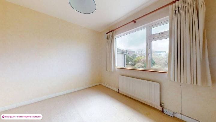 Semi-detached house for Sale in Sutton, Dublin 13