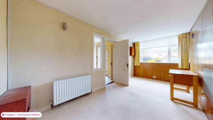 Semi-detached house for Sale in Sutton, Dublin 13