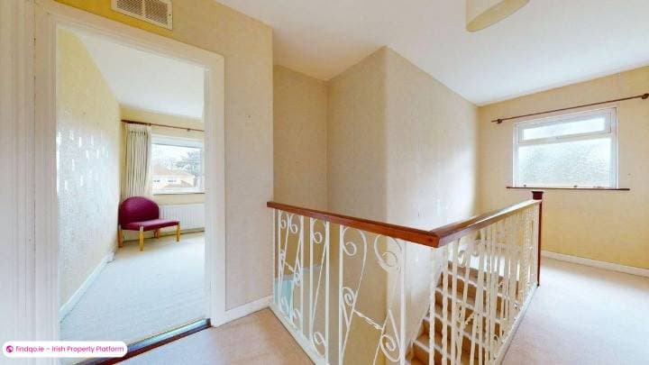 Semi-detached house for Sale in Sutton, Dublin 13