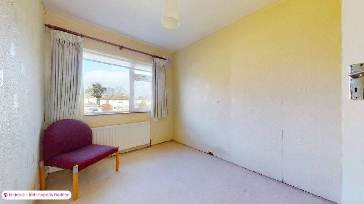 Semi-detached house for Sale in Sutton, Dublin 13