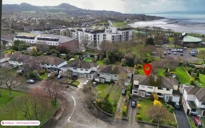 Semi-detached house for Sale in Sutton, Dublin 13