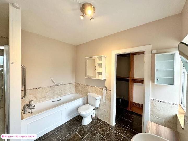 Detached house for Sale in Charleville, Cork