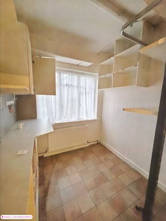 Retail Unit for Rent in Charleville, Cork