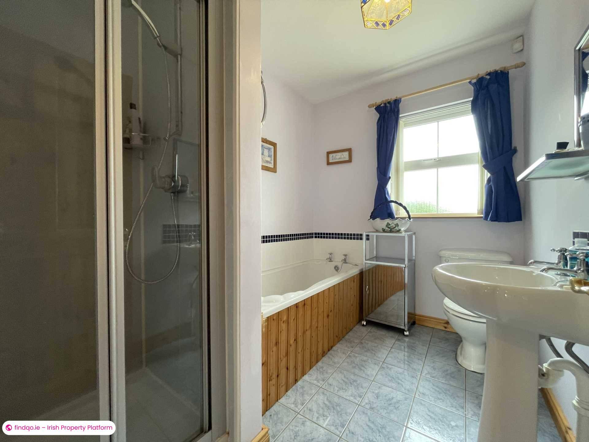 Detached house for Sale in Dungloe, Donegal