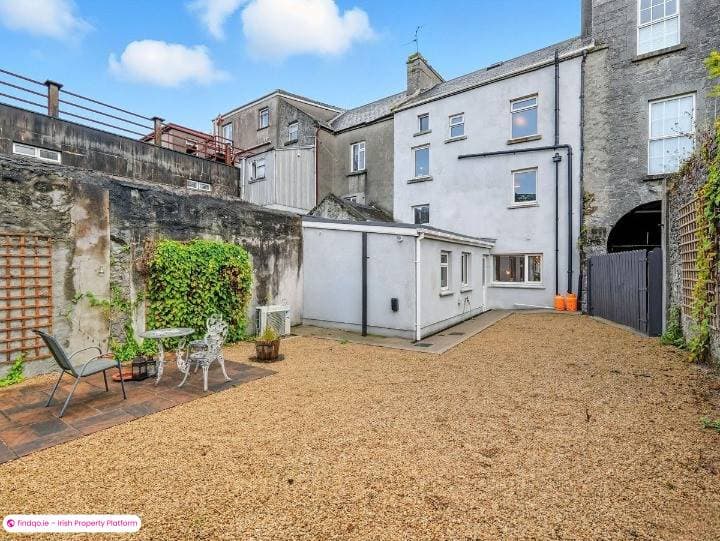 Terraced house for Sale in Ballinasloe, Galway