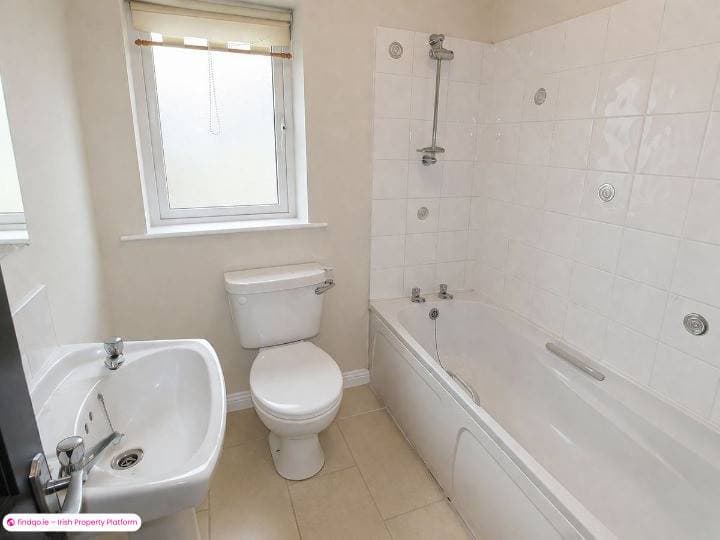 Semi-detached house for Sale in Riverchapel, Wexford