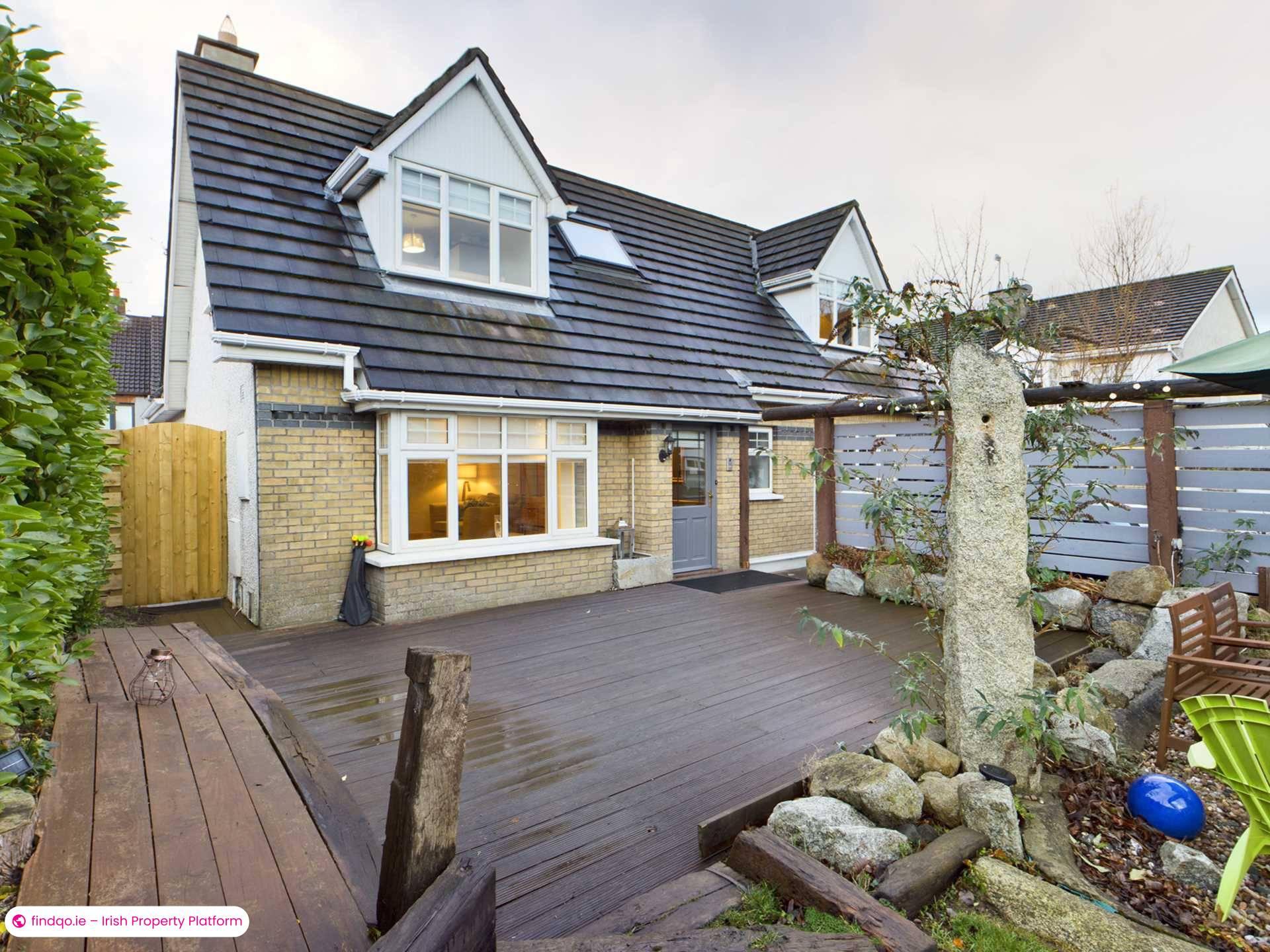 4 Bedroom Detached house for Rent in Dublin 18