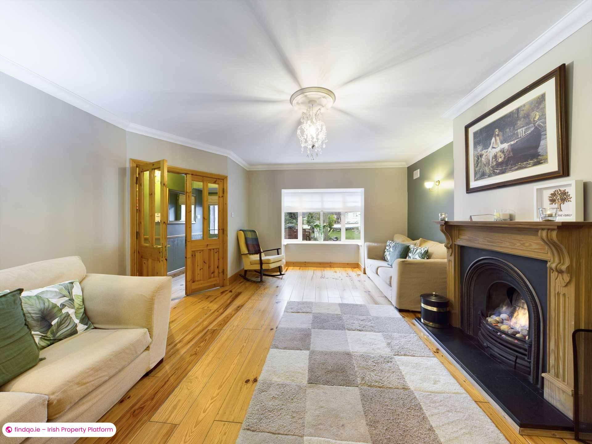 4 Bedroom Detached house for Rent in Dublin 18