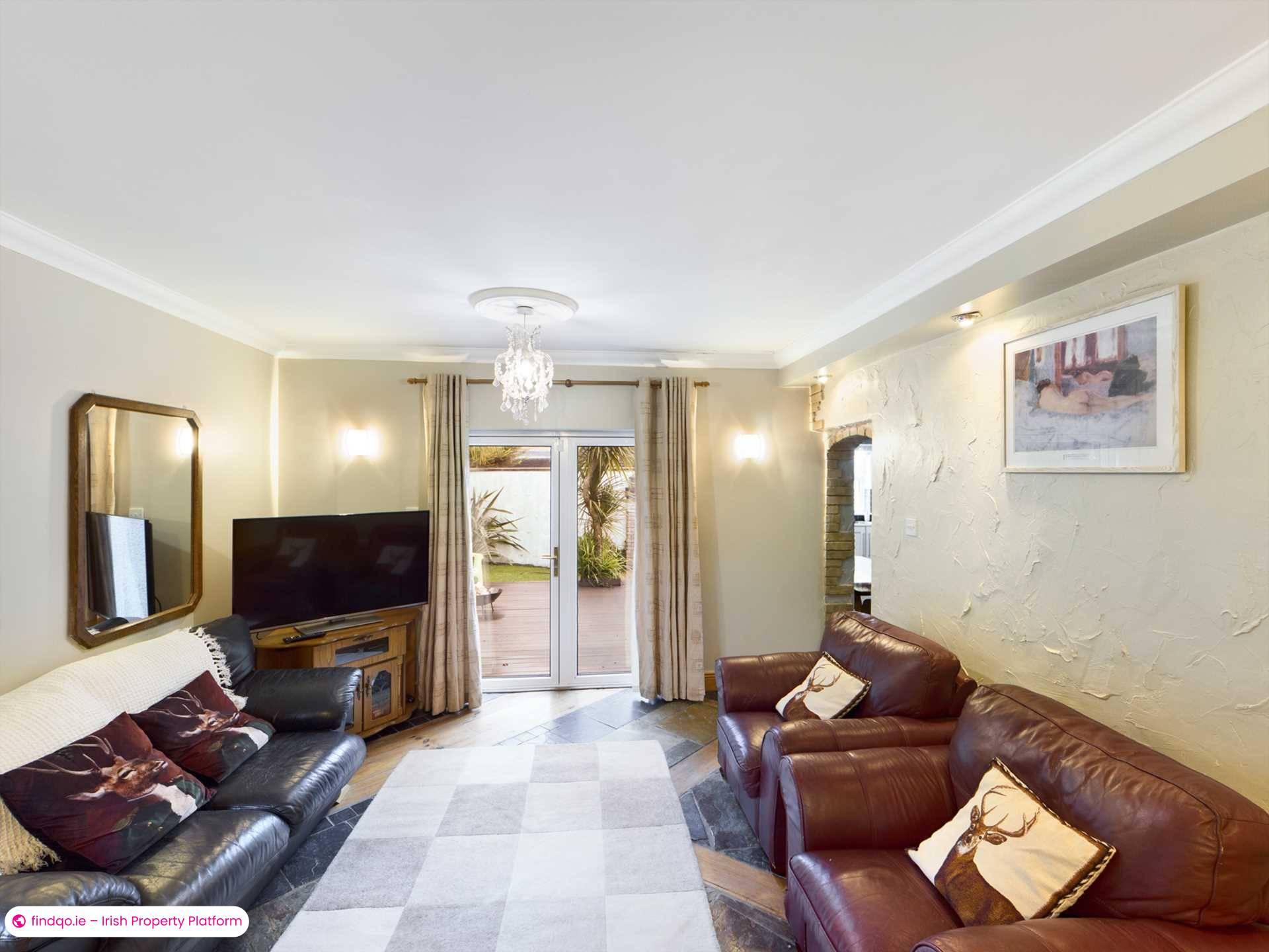 4 Bedroom Detached house for Rent in Dublin 18