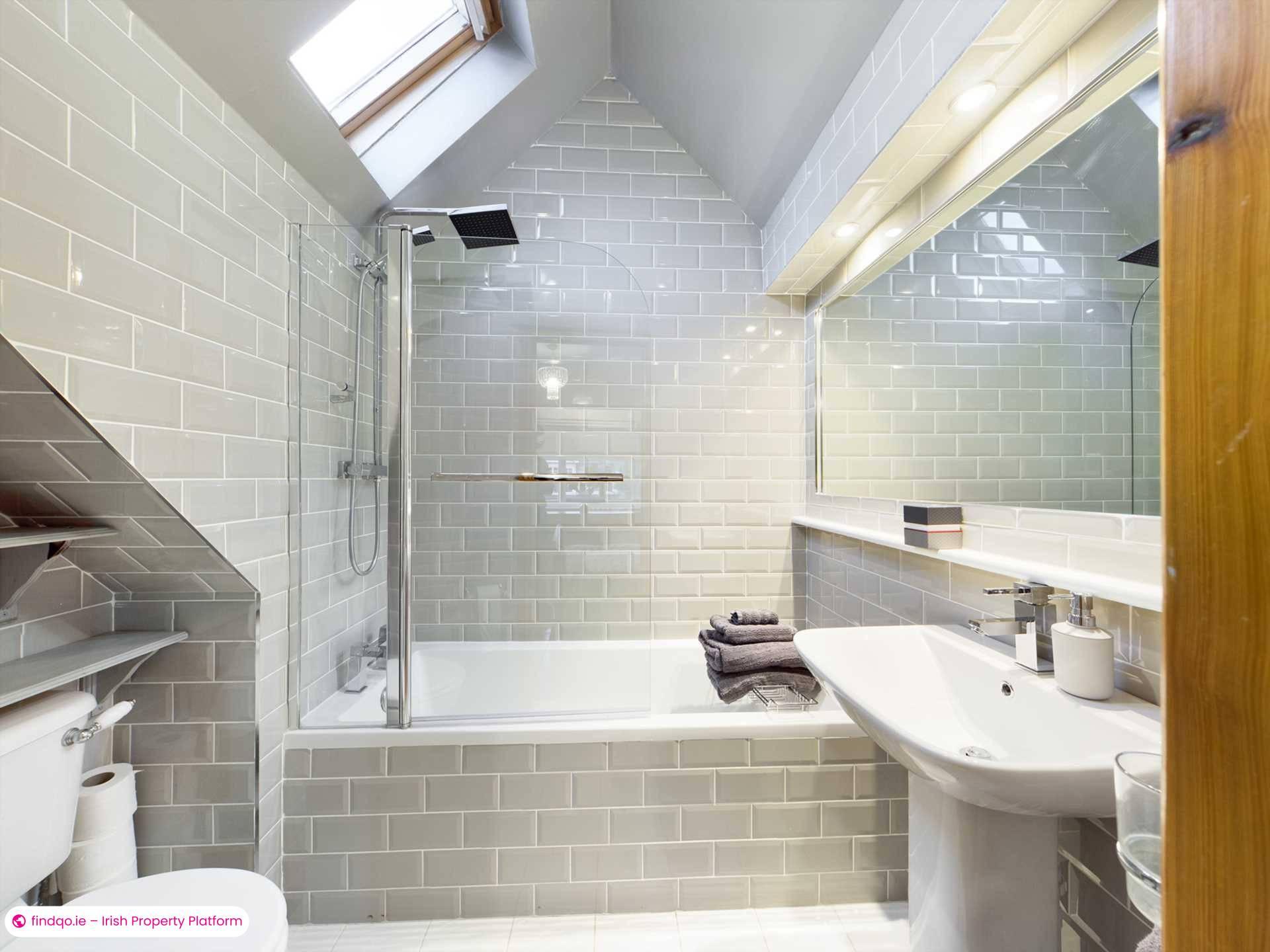 4 Bedroom Detached house for Rent in Dublin 18