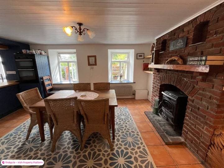 Detached house for Sale in Ballydehob, Cork