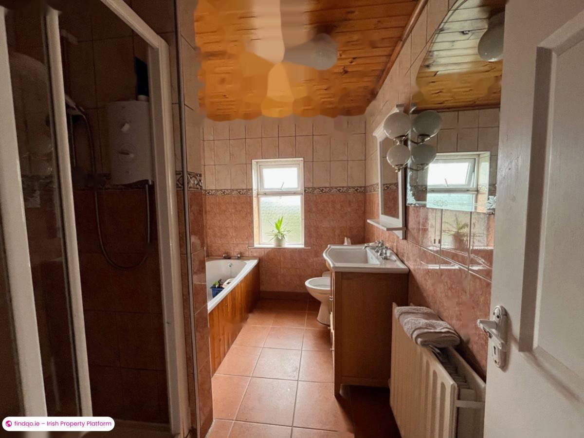 Detached house for Sale in Ballydehob, Cork