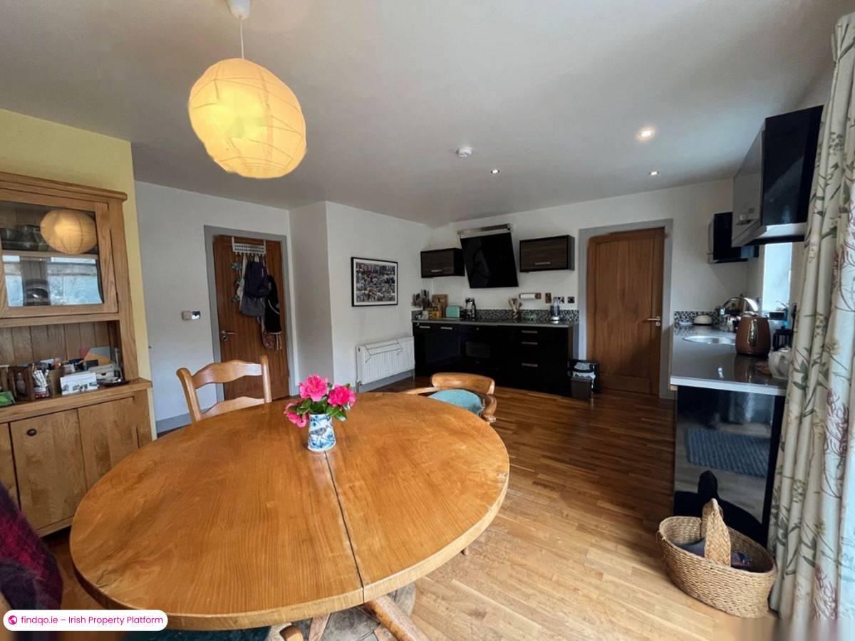 End of terrace house for Sale in Ballydehob, Cork