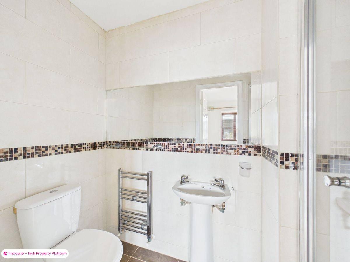 Semi-detached house for Sale in Newtown, Waterford