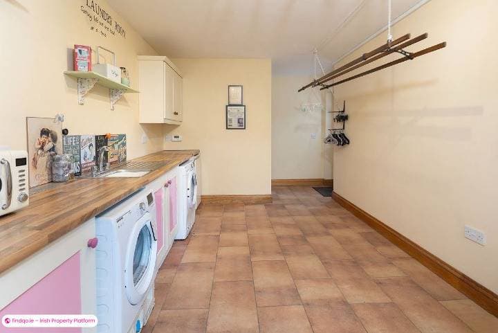 Detached house for Sale in Midleton, Cork