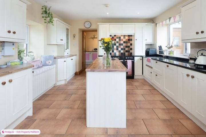 Detached house for Sale in Midleton, Cork