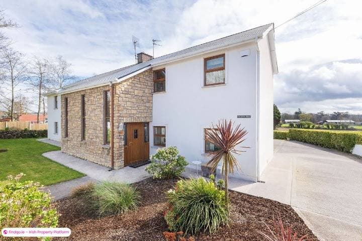 Detached house for Sale in Midleton, Cork