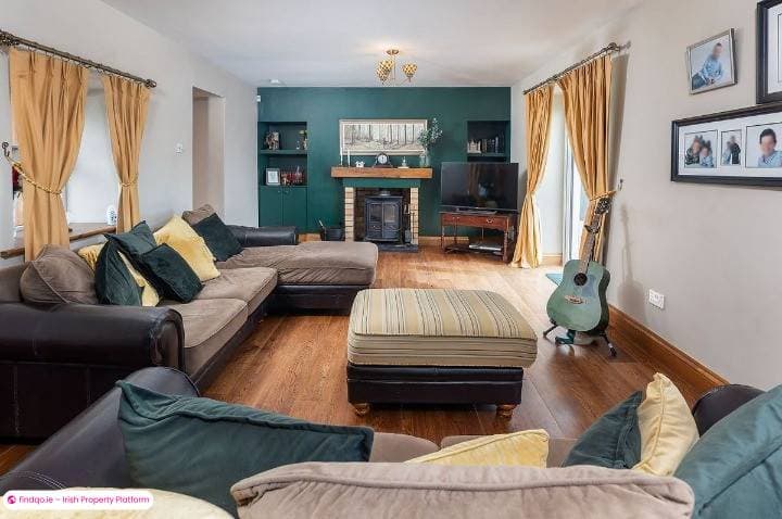 Detached house for Sale in Midleton, Cork