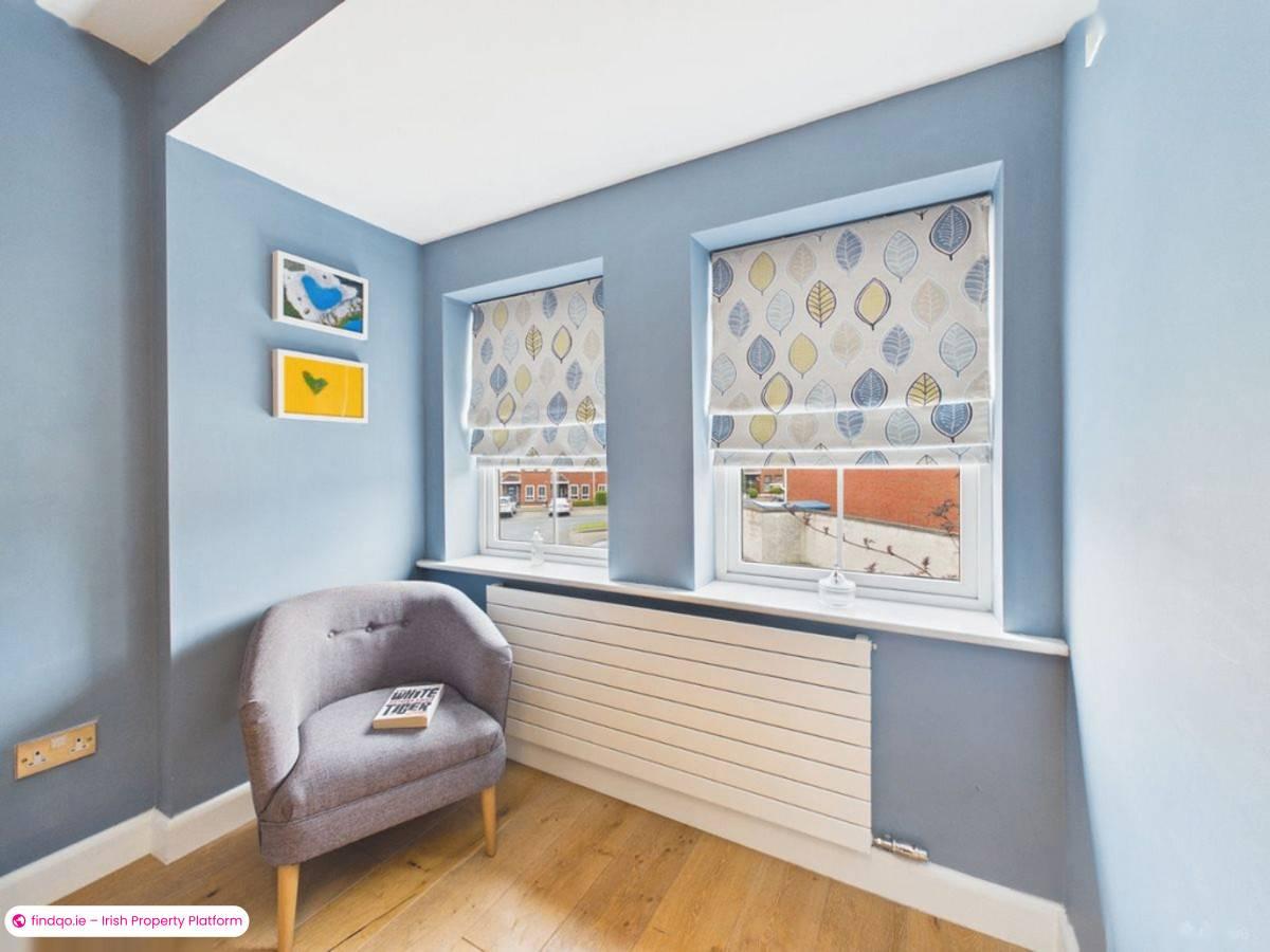 End of terrace house for Sale in Lucan, Dublin (County)