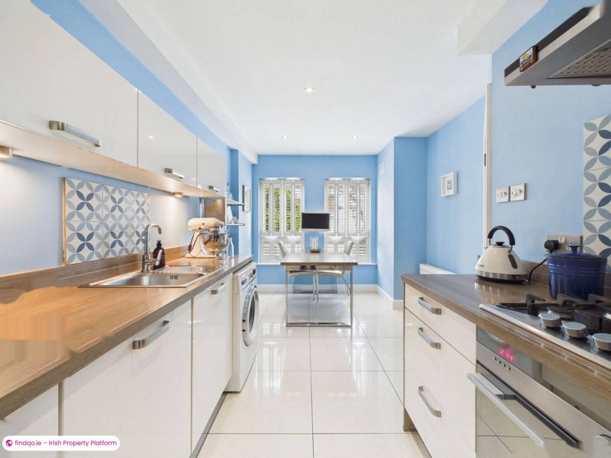 End of terrace house for Sale in Lucan, Dublin (County)