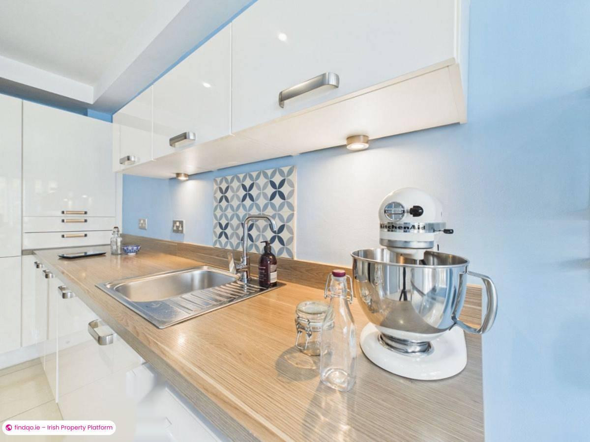 End of terrace house for Sale in Lucan, Dublin (County)