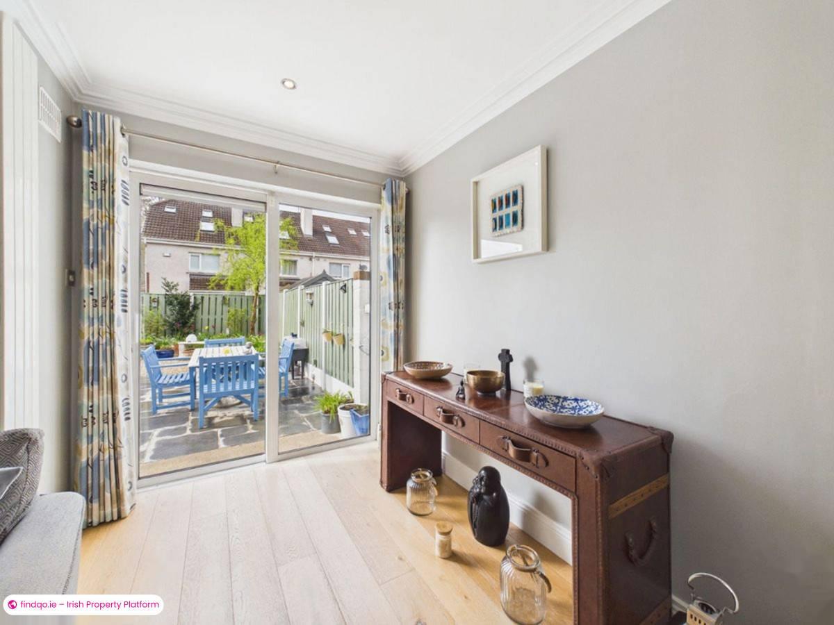 End of terrace house for Sale in Lucan, Dublin (County)