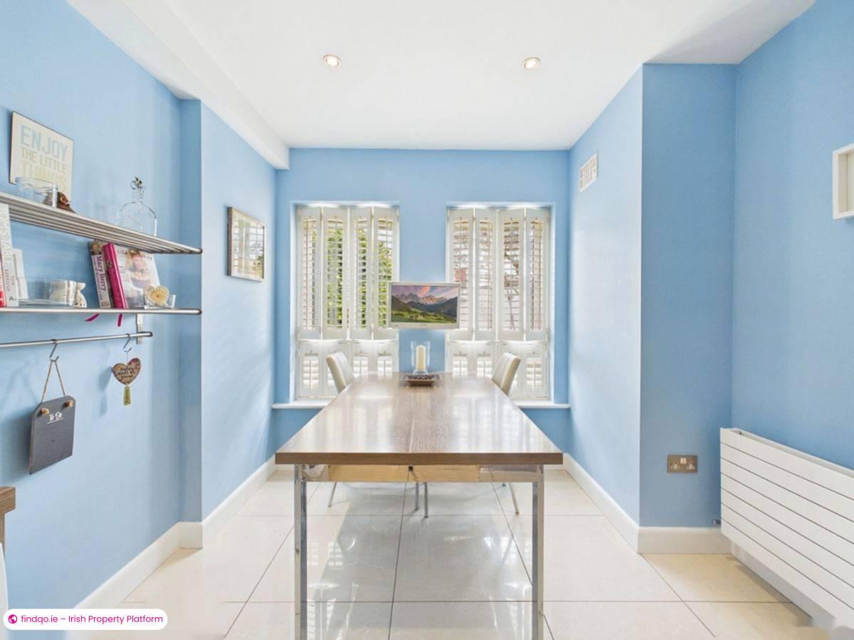 End of terrace house for Sale in Lucan, Dublin (County)