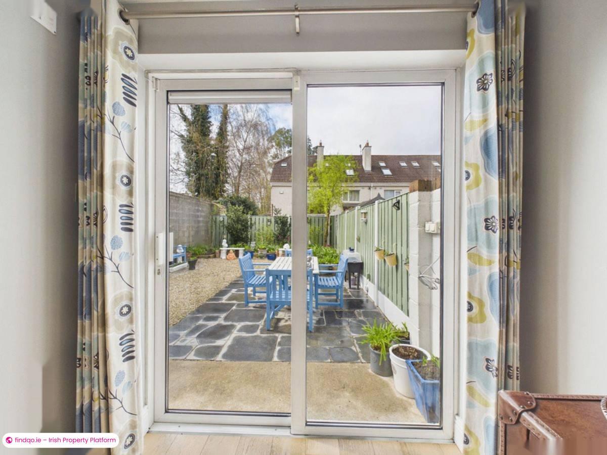 End of terrace house for Sale in Lucan, Dublin (County)