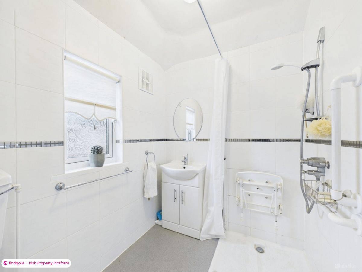 Semi-detached house for Sale in Crumlin, Dublin 12