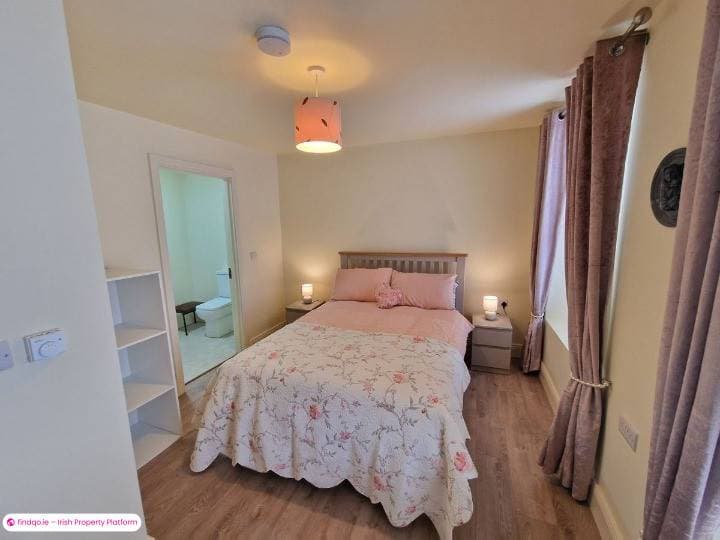 Semi-detached house for Sale in Castlerea, Roscommon