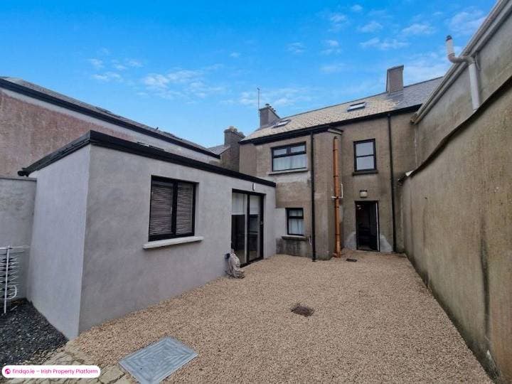 Semi-detached house for Sale in Castlerea, Roscommon