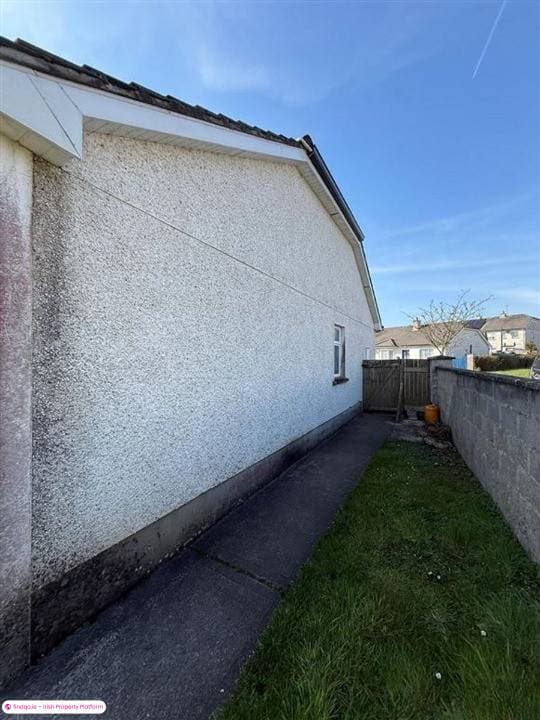 Semi-detached house for Sale in Ballaghaderreen, Roscommon
