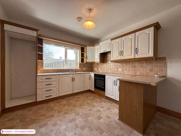 Semi-detached house for Sale in Ballaghaderreen, Roscommon