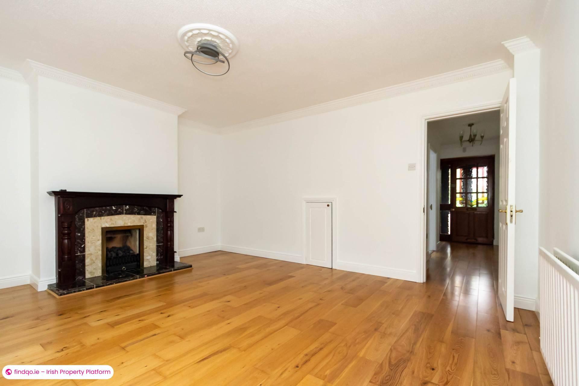 3 Bedroom Semi-detached house for Rent in Dalkey, Dublin (County)