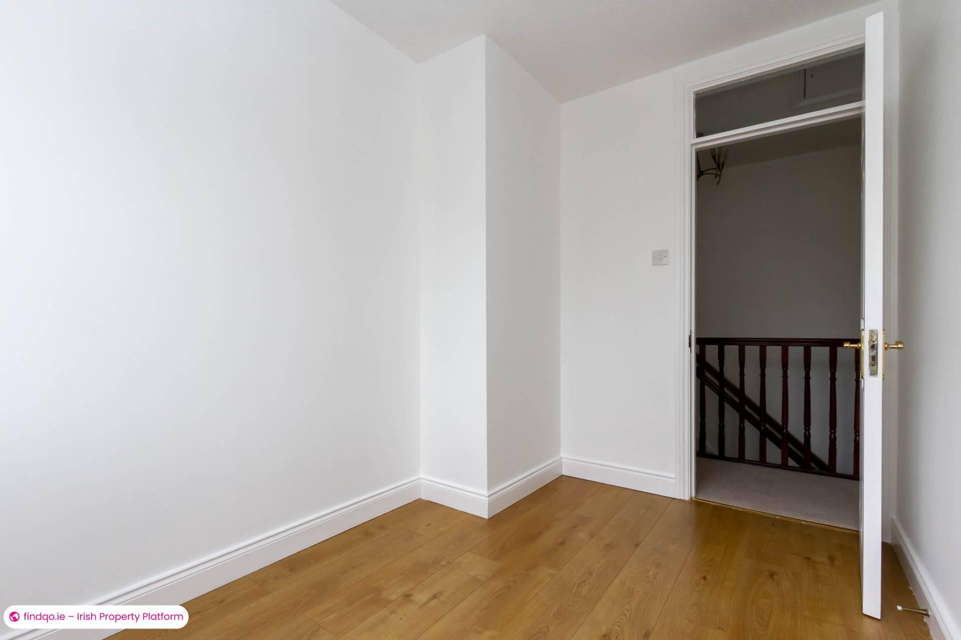 3 Bedroom Semi-detached house for Rent in Dalkey, Dublin (County)