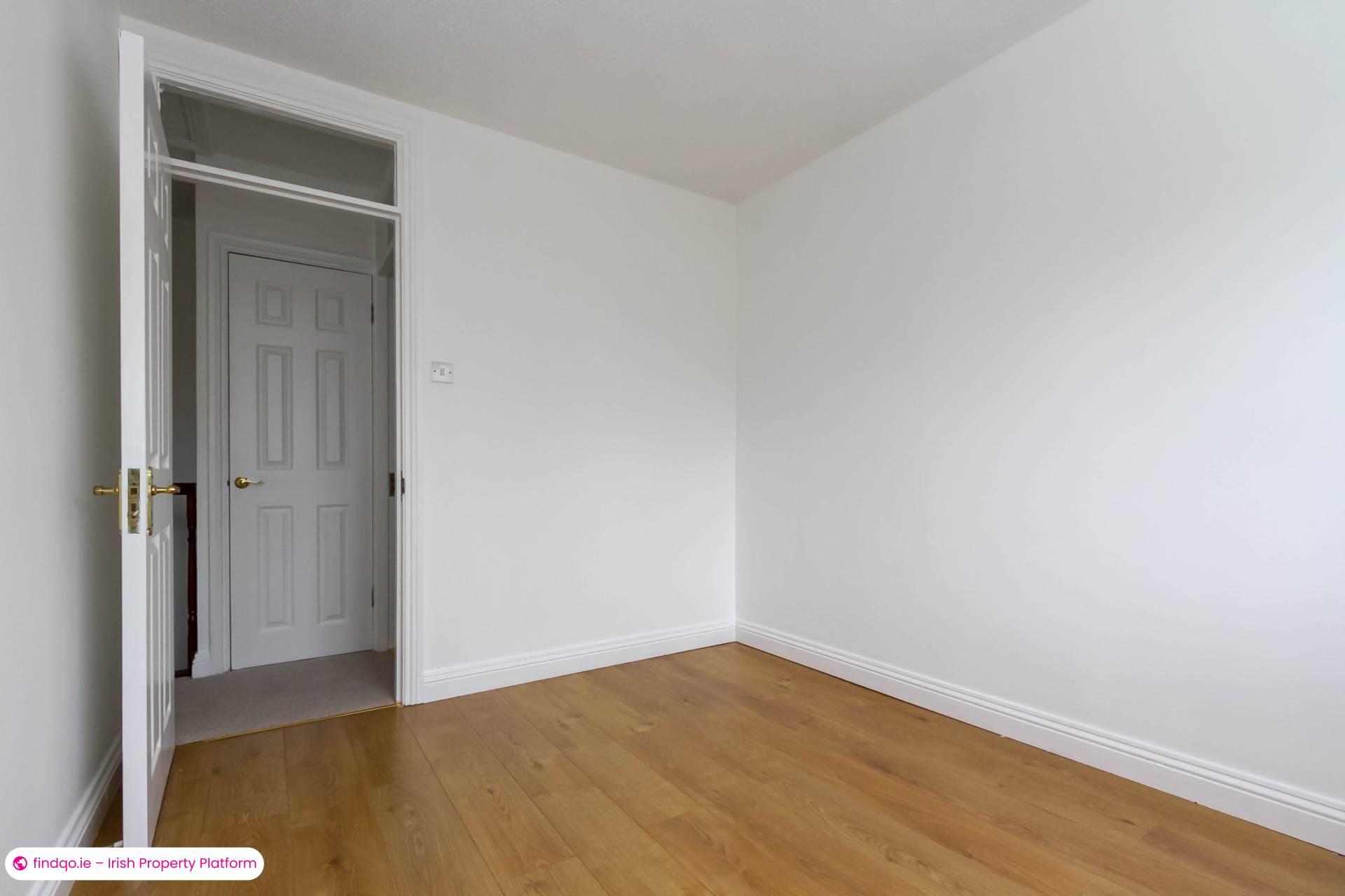 3 Bedroom Semi-detached house for Rent in Dalkey, Dublin (County)